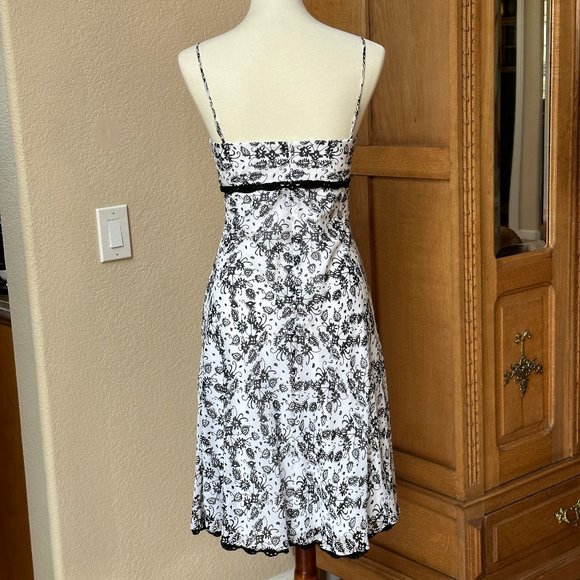 White House Black Market Spaghetti Strap Midi Dress - Picture 4 of 15